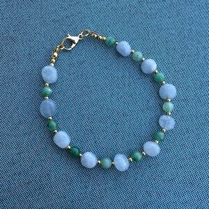 Elegant Blue and Green Beaded Bracelet
